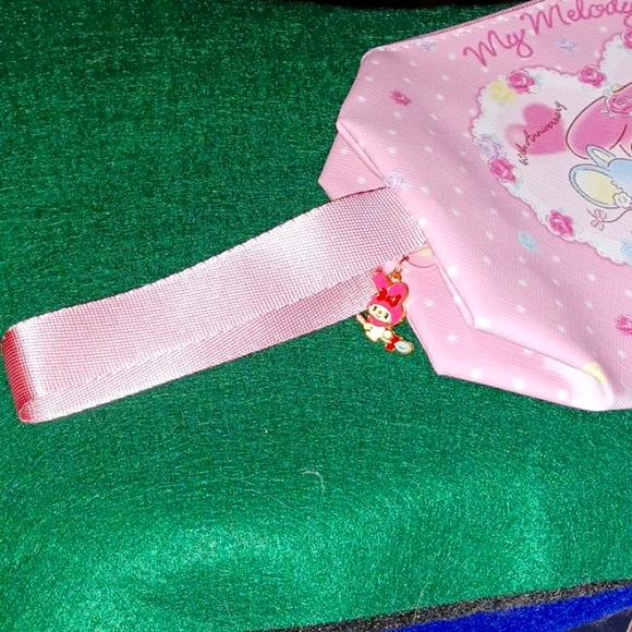 MY MELODY Book, Wristlet/Makeup sachel, and Keychain - Picture 3 of 12